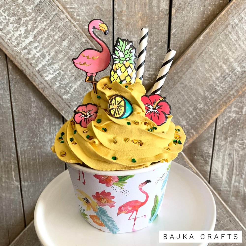 Handmade Tropical Topper with Cup.